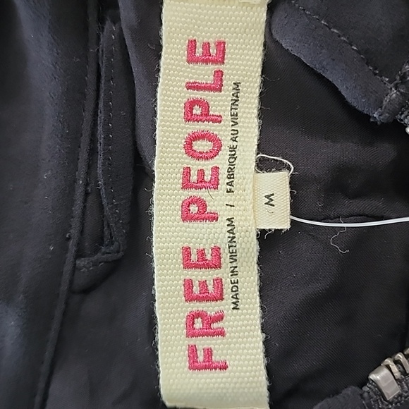 Free People On Pointe Bomber Jacket In Black NWT - Picture 5 of 9